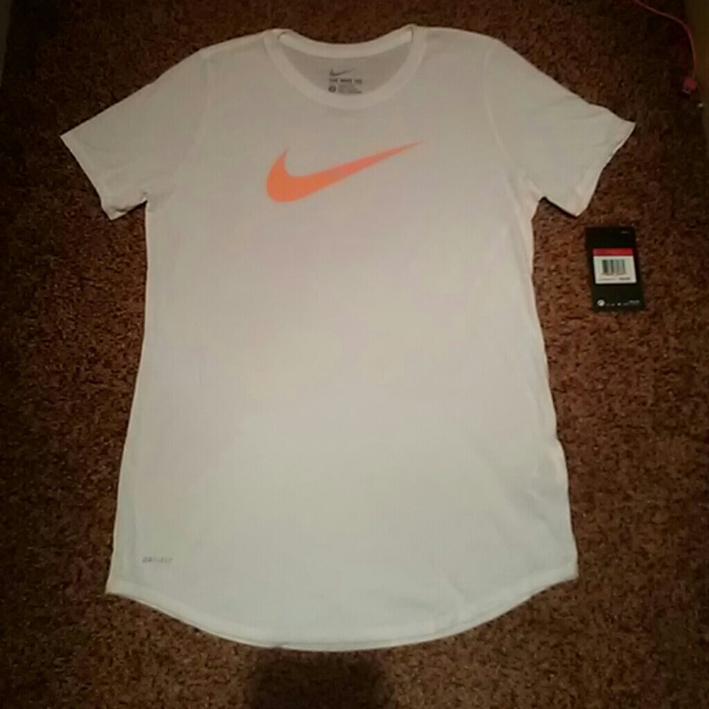Womens, Nike, short sleeve shirt